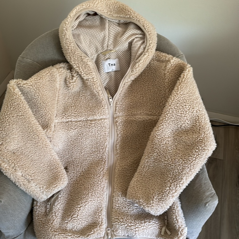 Aritzia TNA Sherpa Teddy Jacket size S